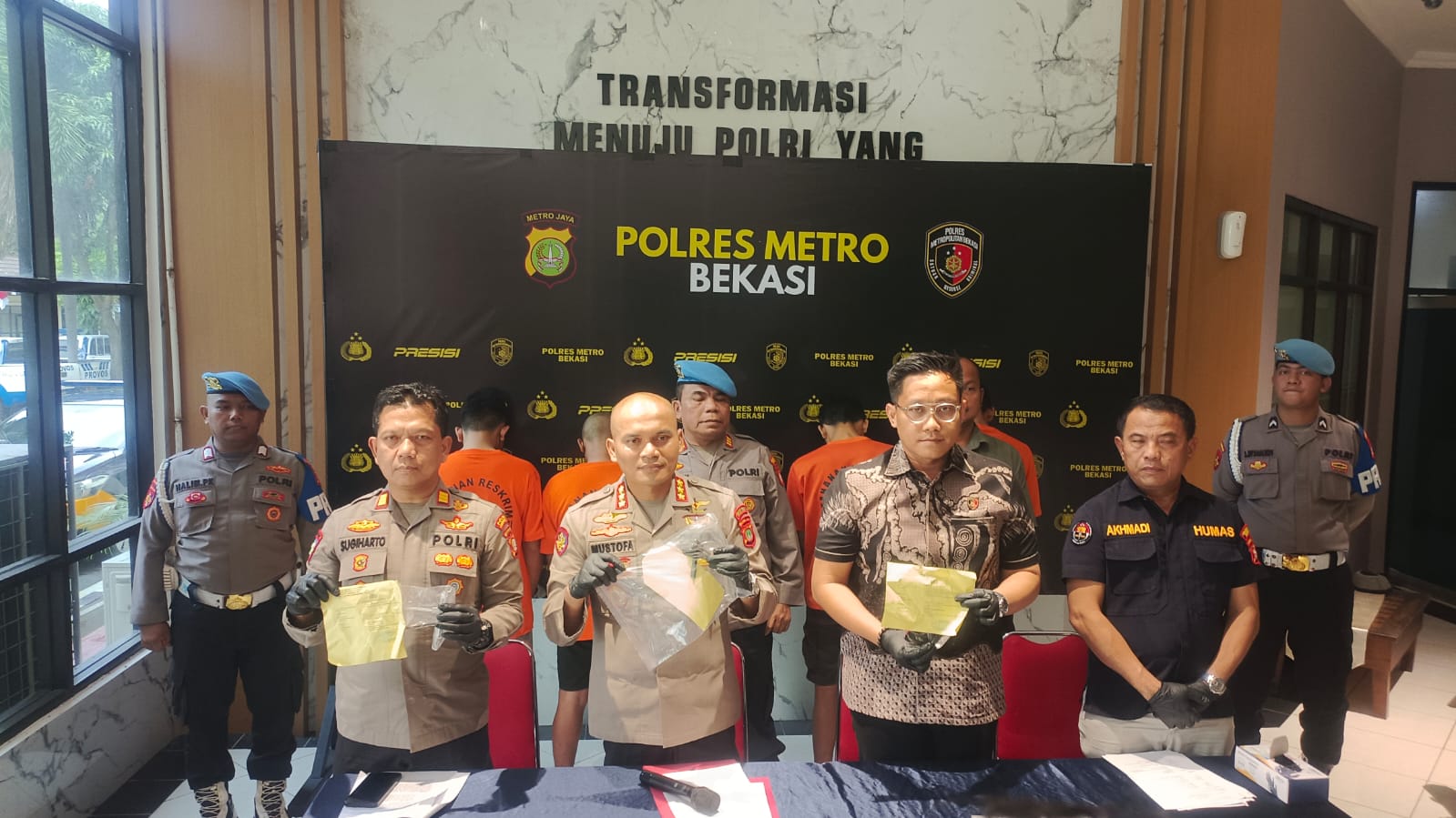 Pers Conference Polres Metro Bekasi
