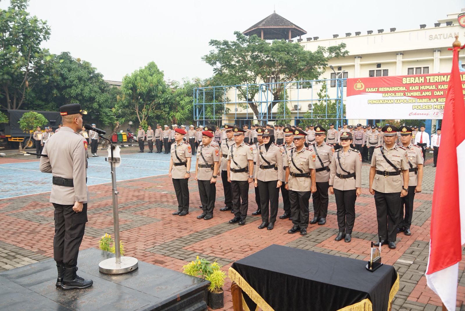 Sertijab Pejabat Utama: Polres Metro Bekasi Perkuat Pelayanan dan Keamanan Masyarakat di Bawah Kepemimpinan KBP Mustofa
