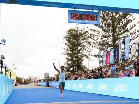 Robi Syianturi, Atlet ASICS Indonesia, Pecahkan Rekor Asia Tenggaradi Gold Coast Marathon 2025