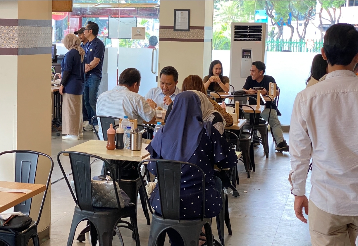 Suasana Menikmati Menu Baru di Bakso Boedjangan New Concept