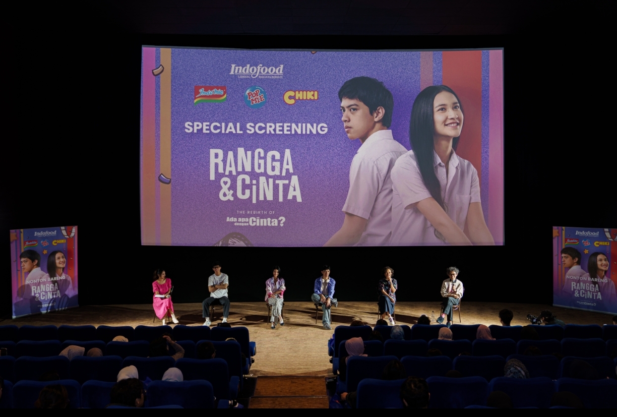 Para Pemain dan Filmmaker dalam Screening Film “Rangga & Cinta”