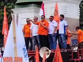 Presiden Partai Buruh Aksi depan DPR/MPR RI. 28/8/2025