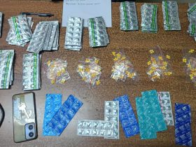 Barang bukti obat keras Tramadol dan Eximer di Polres Metro Bekasi Kota